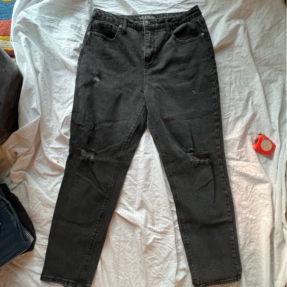 High waisted Mom jeans